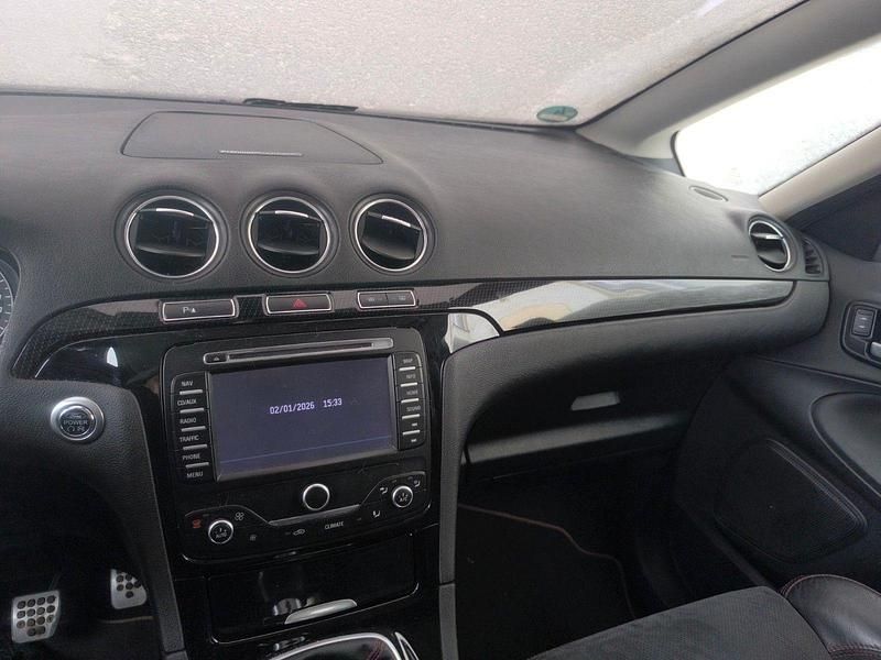 Gebraucht Ford S-MAX Titanium S 200 PS (147 kW) 2014 Silber Van / Kleinbus