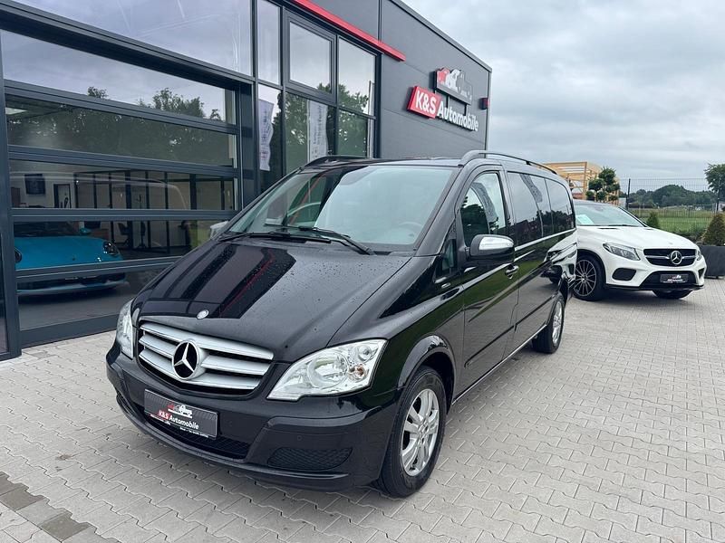 Schwarz Gebraucht 2012 Mercedes Viano Van / Kleinbus | 11.990 € (Fairer Preis) - Bild 1/4