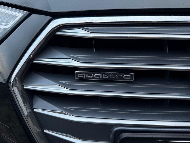 Gebraucht Audi A4 Sport 231 PS (169 kW) 2019 Schwarz Kombi