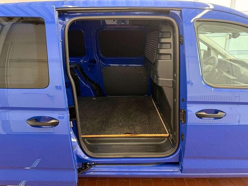 Gebraucht VW Caddy 122 PS (89 kW) 2022 Blau Van / Kleinbus