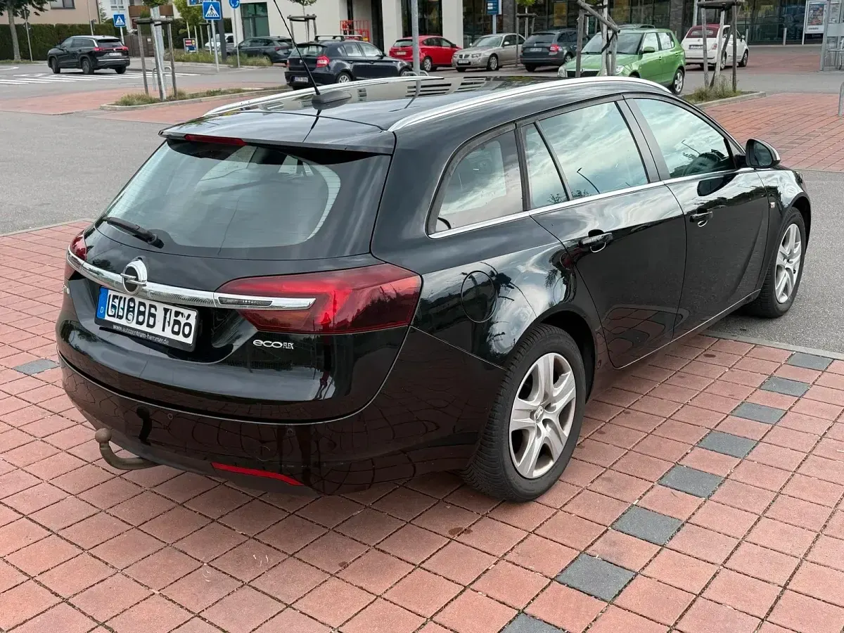 Używany Opel Insignia S 140 KM (102 kW) 2017 Czarny Kombi
