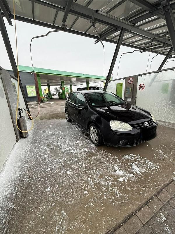 Gebraucht VW Golf 80 PS (58 kW) 2008 Schwarz Limousine