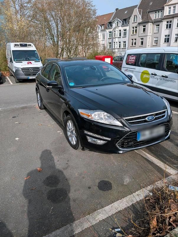 Gebraucht Ford Mondeo 203 PS (149 kW) 2011 Schwarz Limousine