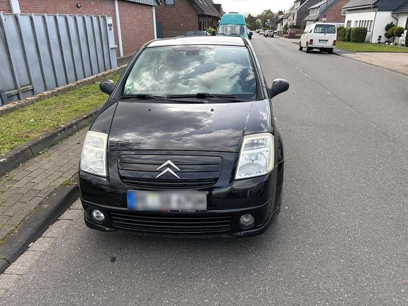 Second-hand Citroën C2 73 CP (53 kW) 2007 Negru Hatchback