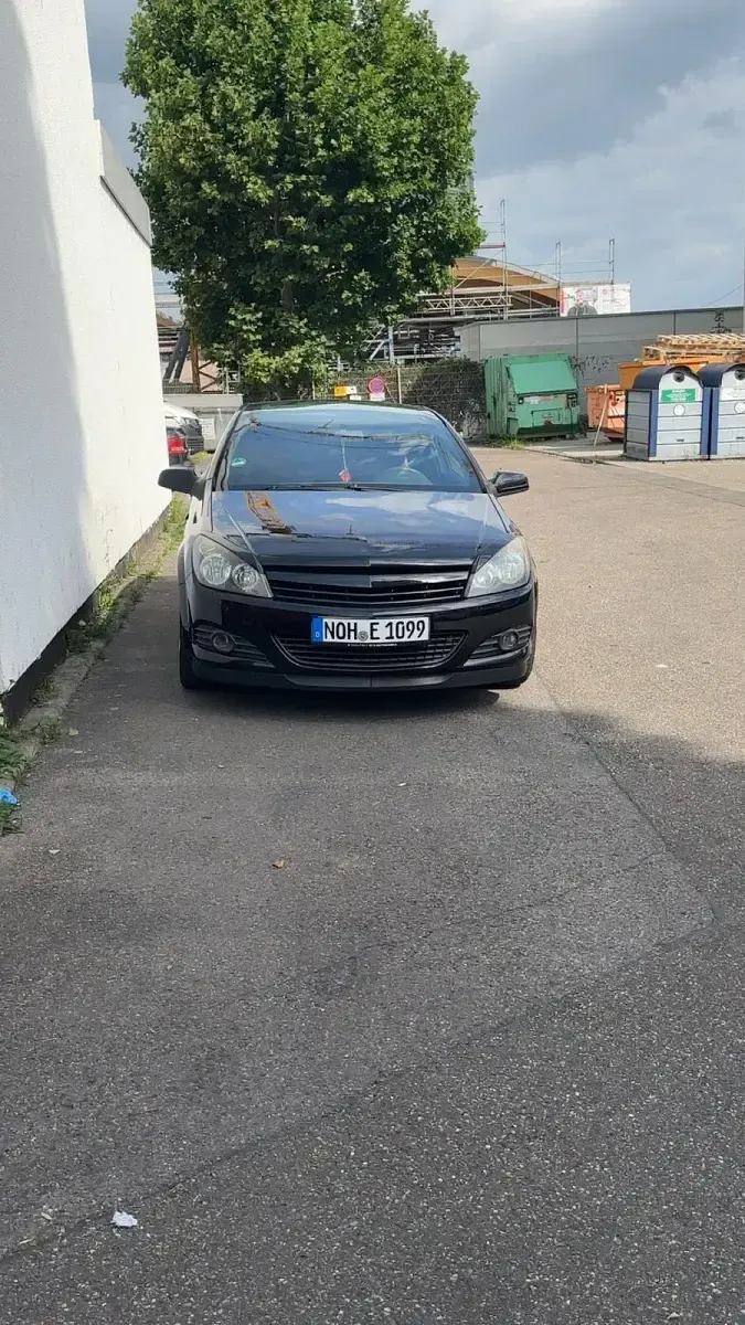 Gebraucht Opel Astra GTC 116 PS (85 kW) 2008 Schwarz Coupé