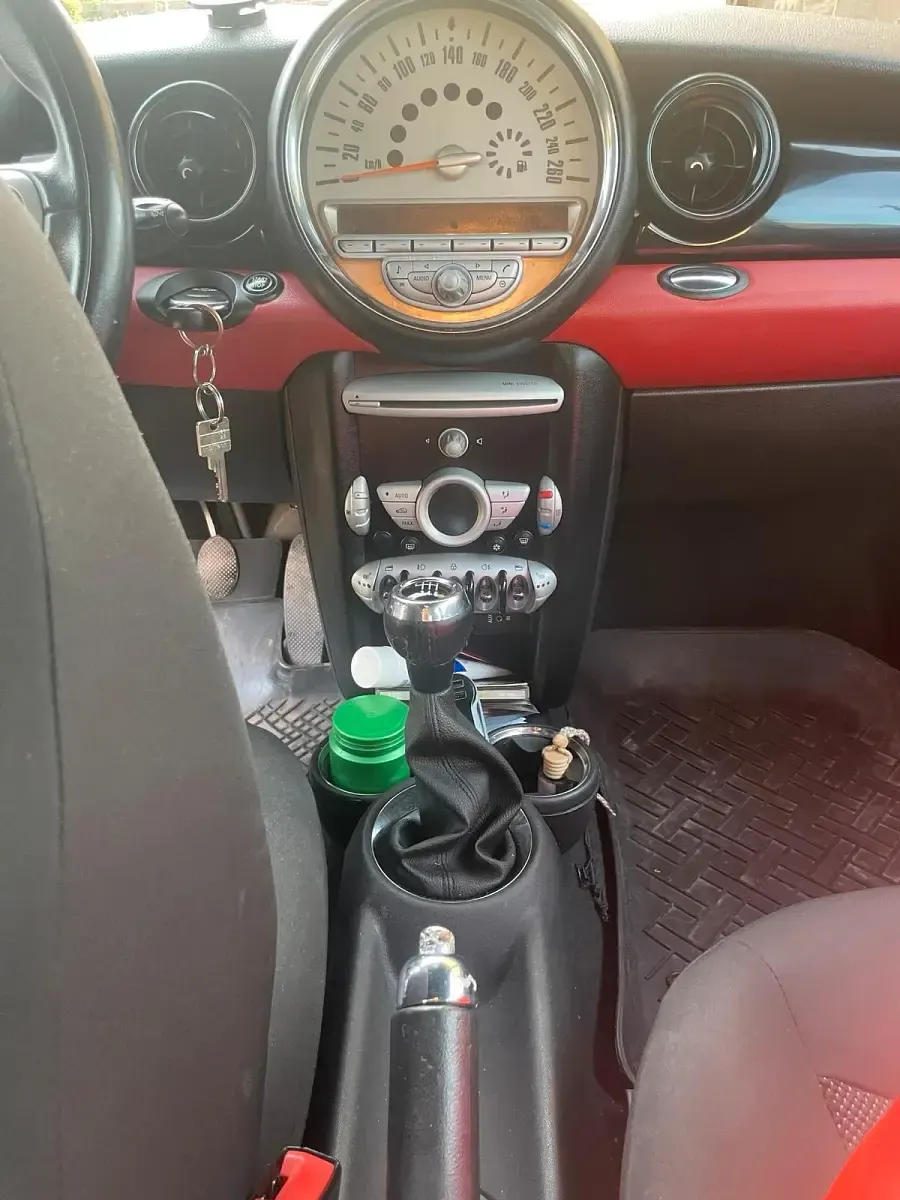 Usata Mini Cooper 55 CV (40 kW) 2009 Nero Utilitaria