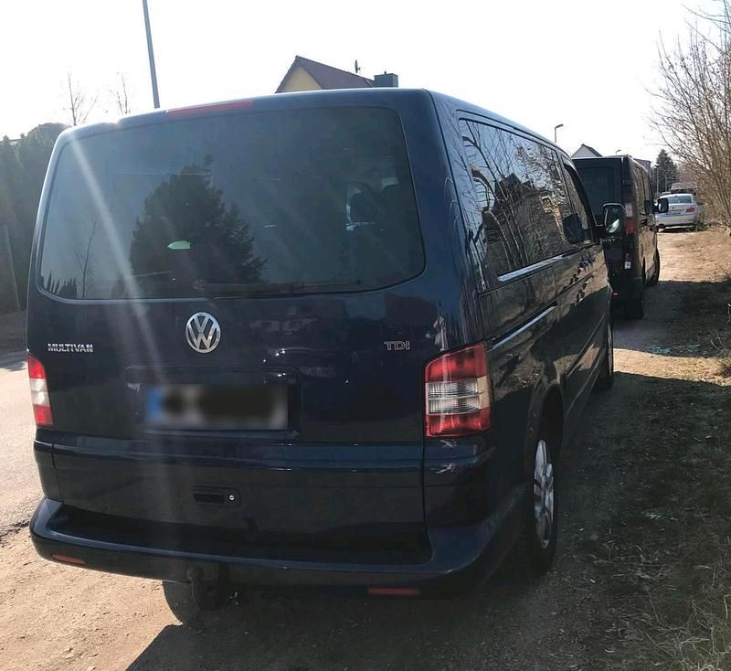 Gebraucht VW Multivan Highline 174 PS (127 kW) 2006 Blau Van / Kleinbus