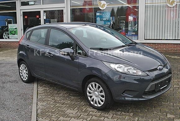 Gebraucht Ford Fiesta Trend 82 PS (60 kW) 2012 Grau metallic Kleinwagen