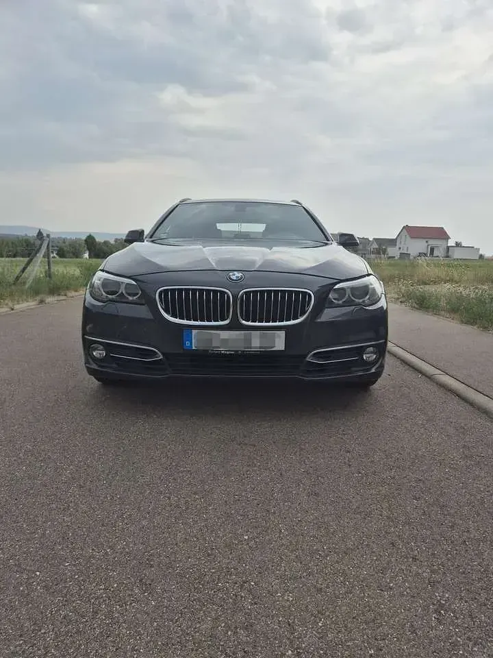 Gebraucht BMW 530 Luxury Line 258 PS (189 kW) 2014 Grau Kombi