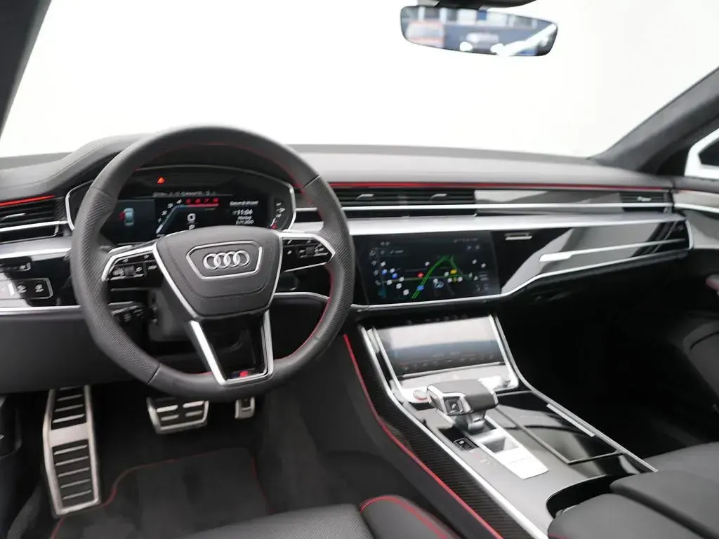 Gebraucht Audi S8 Ambiente 571 PS (419 kW) 2024 Gletscherweiß metallic Limousine