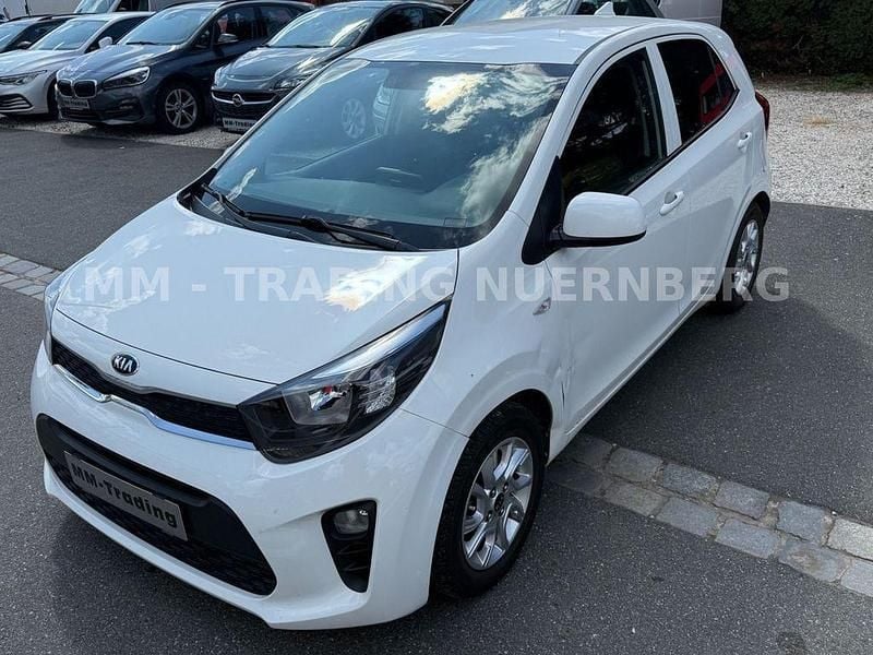 Weiß Gebraucht 2018 Kia Picanto DREAM-TEAM Edition Kleinwagen | 7.999 € (Superpreis) - Bild 1/4