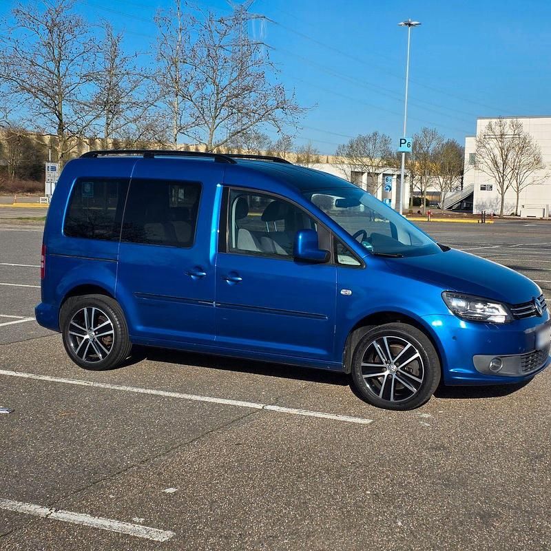 Gebraucht VW Caddy Edition 140 PS (102 kW) 2015 Blau Van / Kleinbus