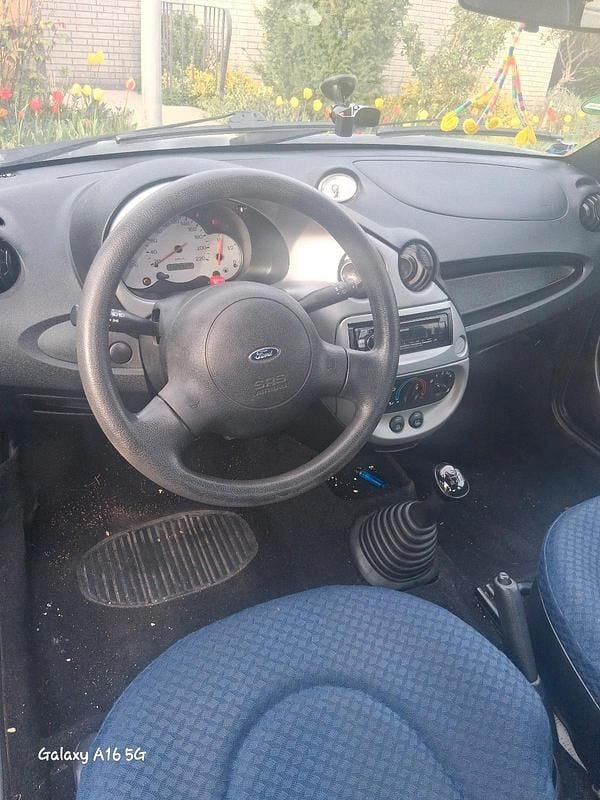 Gebraucht Ford Ka 62 PS (45 kW) 2006 Violet Kleinwagen