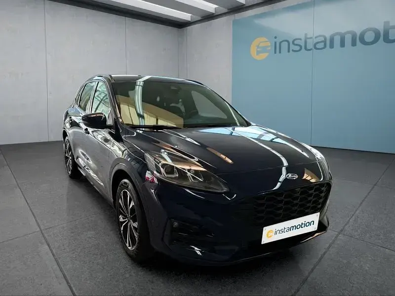 Gebraucht Ford Kuga ST-Line X 224 PS (164 kW) 2022 Blau SUV