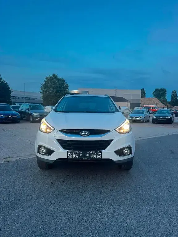 Gebraucht Hyundai ix35 Edition 135 PS (99 kW) 2013 Weiß SUV
