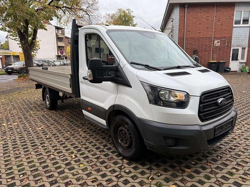 Second-hand Ford Transit 105 CP (77 kW) 2019 Alb Monovolum