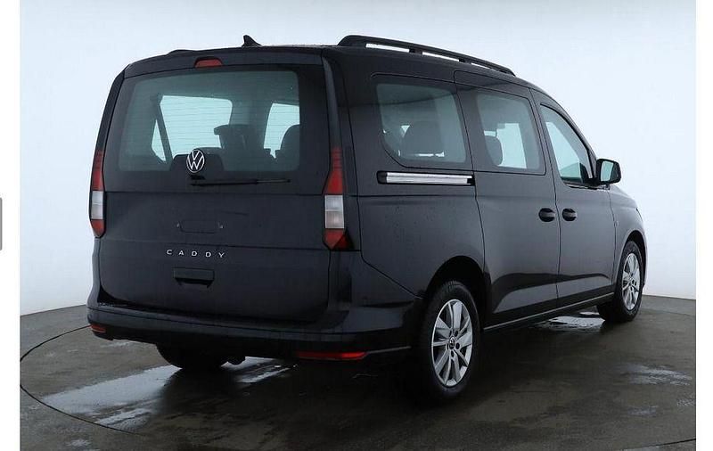 Gebraucht VW Caddy Maxi Life 122 PS (89 kW) 2025 Deep black perleffekt Van / Kleinbus