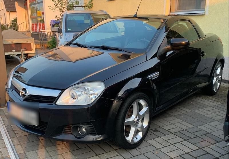 Schwarz Gebraucht 2005 Opel Tigra Cabrio | 420 € (Superpreis) - Bild 1/3