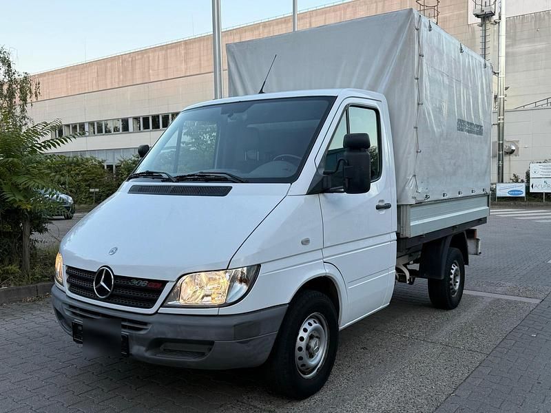 Weiß Gebraucht 2004 Mercedes Sprinter Van | 6.900 € (Superpreis) - Bild 1/4