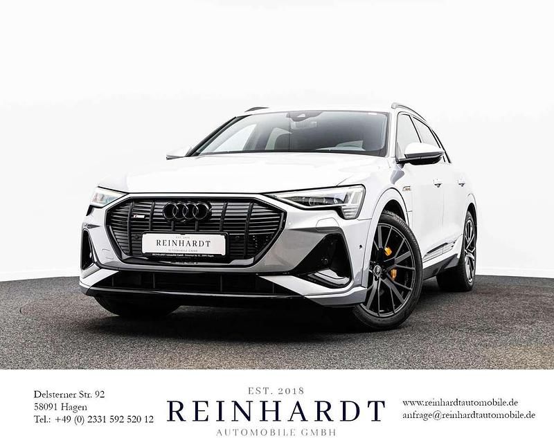 Florettsilber metallic Gebraucht 2022 Audi e-tron S-Line SUV | 34.512 € (Fairer Preis) - Bild 1/1