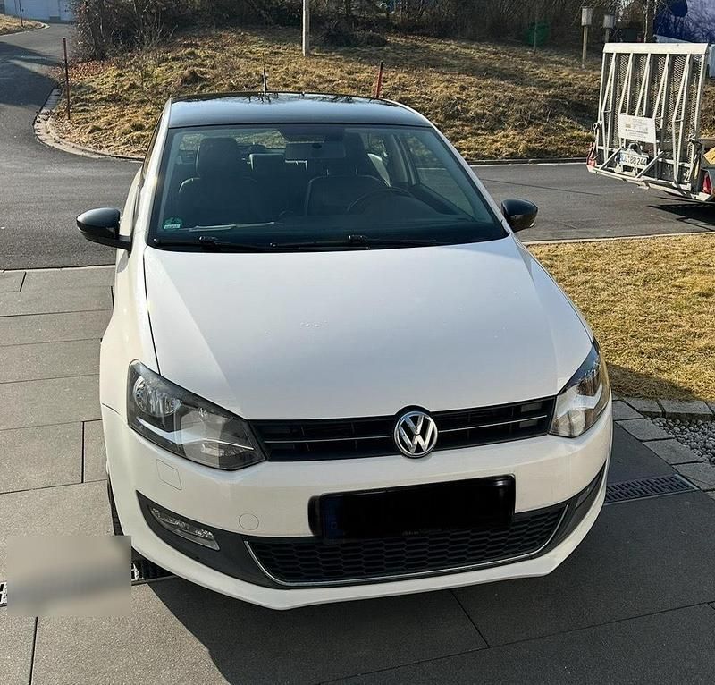 Gebraucht VW Polo 90 PS (66 kW) 2010 Weiß Limousine