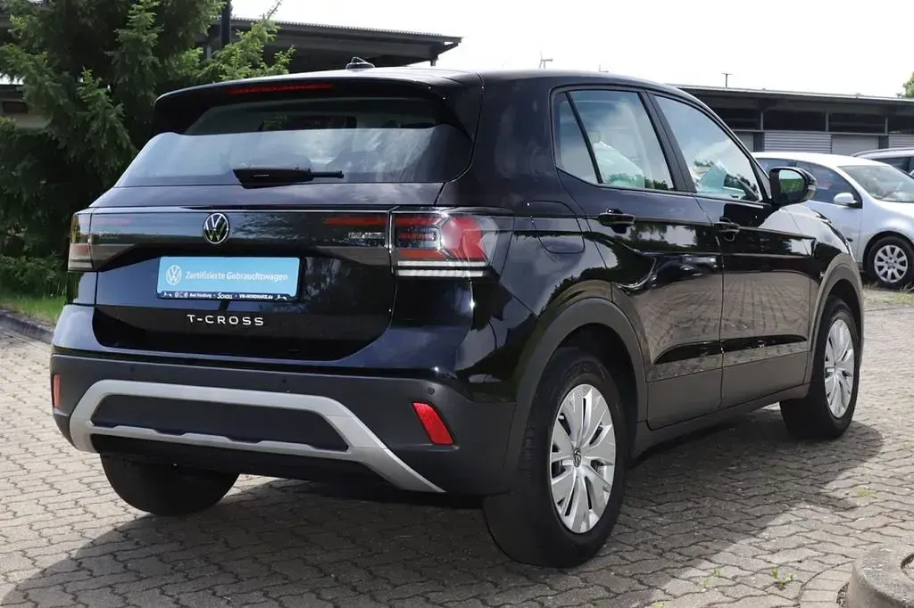 Gebraucht VW T-Cross 95 PS (69 kW) 2025 Schwarz SUV
