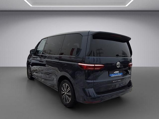 Second-hand VW Multivan Basis 150 CP (110 kW) 2024 Monovolum