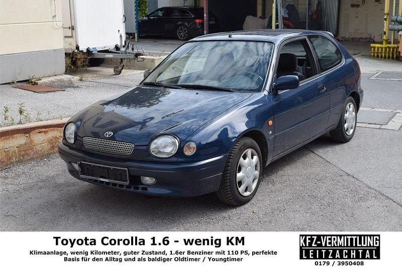 Blau Gebraucht 2000 Toyota Corolla Limousine | 2.490 € (Guter Preis) - Bild 1/4