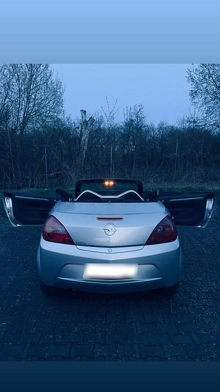 Gebraucht Opel Tigra 100 PS (73 kW) 2005 Grau Cabrio