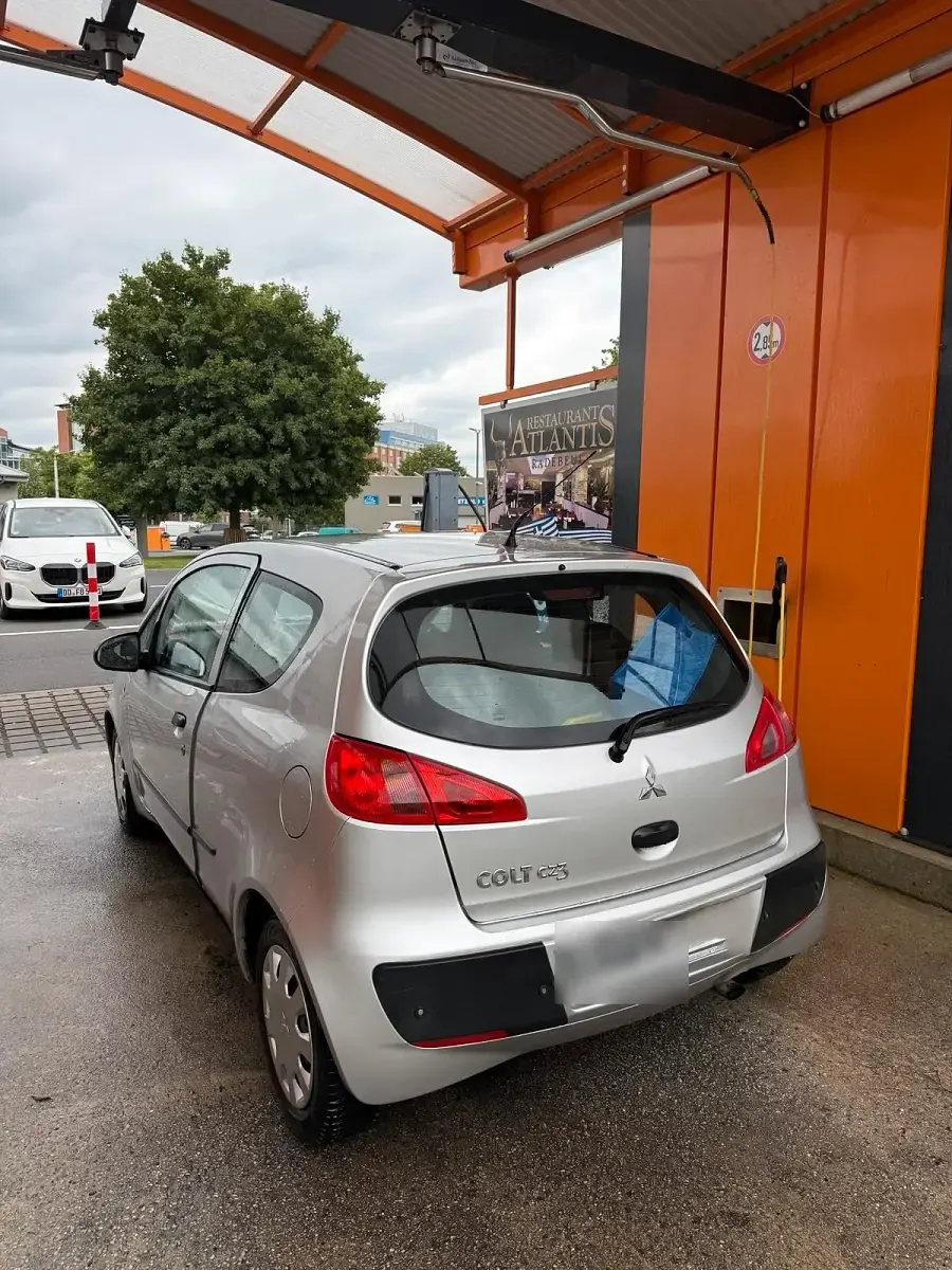 Gebraucht Mitsubishi Colt 75 PS (55 kW) 2005 Silber Kleinwagen