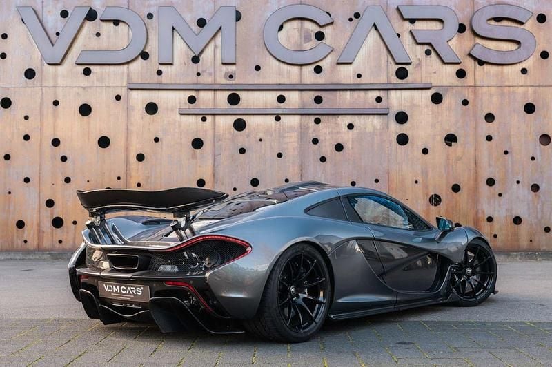 Gebraucht McLaren P1 916 PS (673 kW) 2015 Grau Coupé