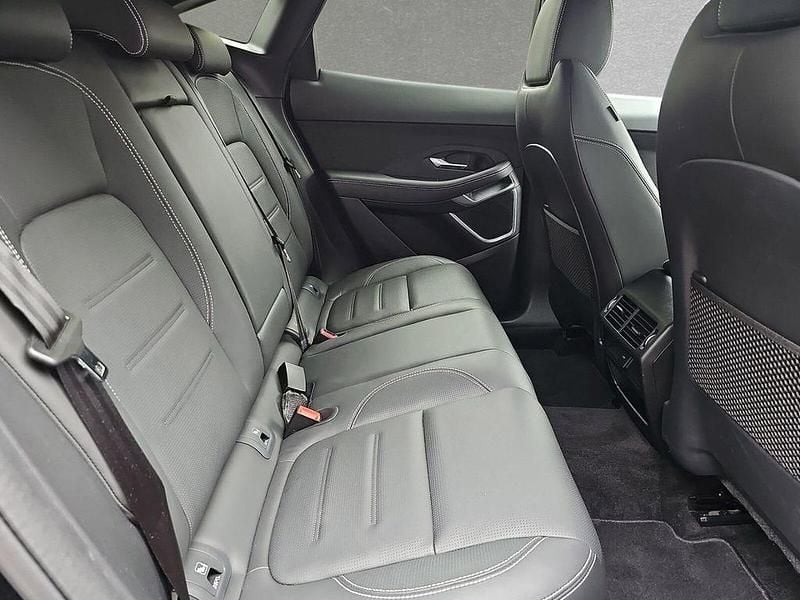 Second-hand Jaguar E-Pace R-Dynamic 202 CP (148 kW) 2022 Negru SUV