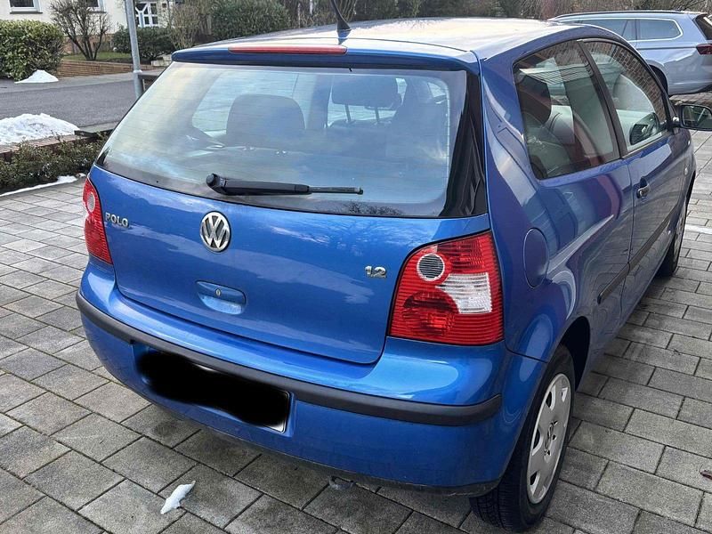 Gebraucht VW Polo 60 PS (44 kW) 2003 Blau Kleinwagen