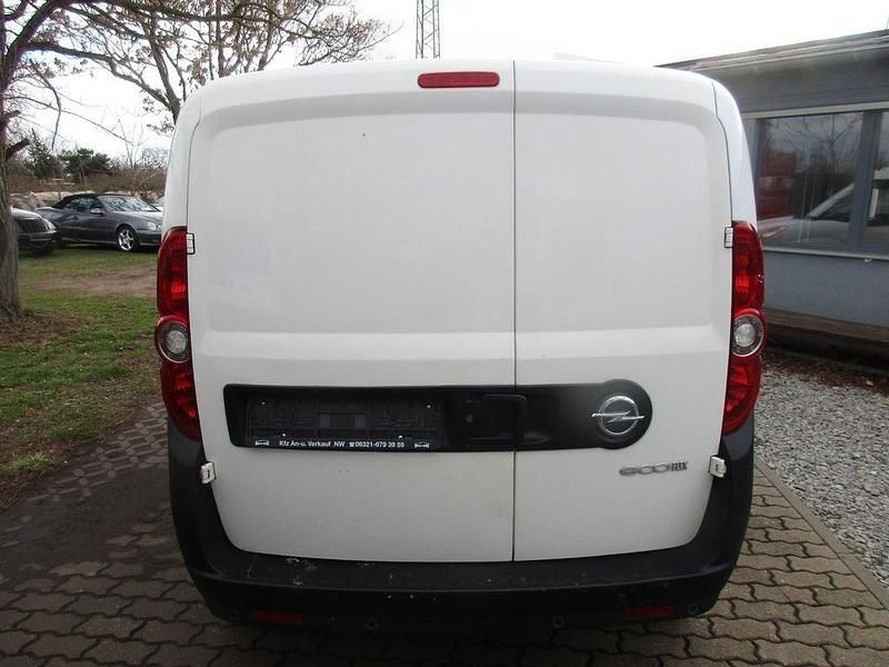 Gebraucht Opel Combo 95 PS (69 kW) 2016 Weiß Van / Kleinbus