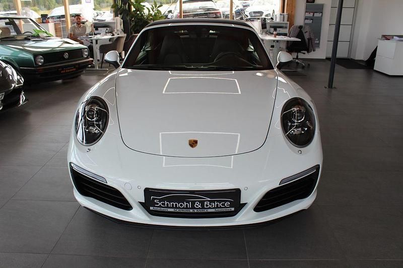 Gebraucht Porsche 911 Carrera Cabriolet 370 PS (272 kW) 2018 Weiß Cabrio