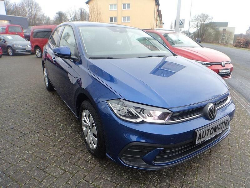Gebraucht VW Polo Life 95 PS (69 kW) 2024 Blau Limousine