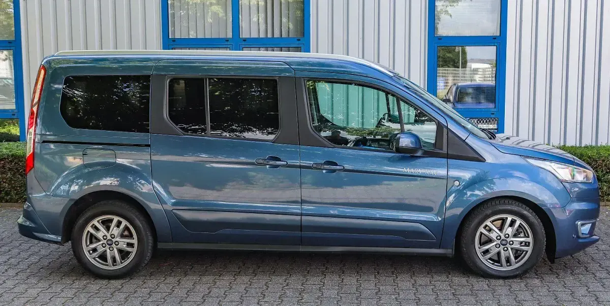Gebraucht Ford Tourneo Connect 120 PS (88 kW) 2018 Blau Van / Kleinbus