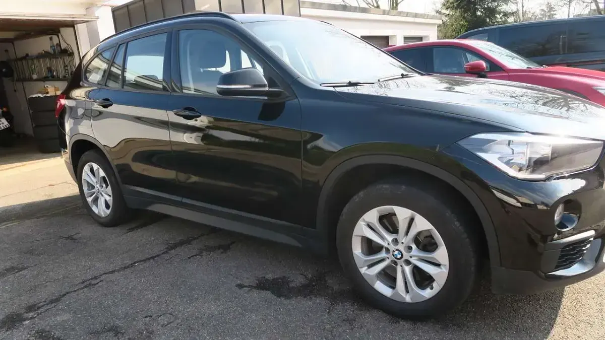 Second-hand BMW X1 192 CP (141 kW) 2019 Negru SUV