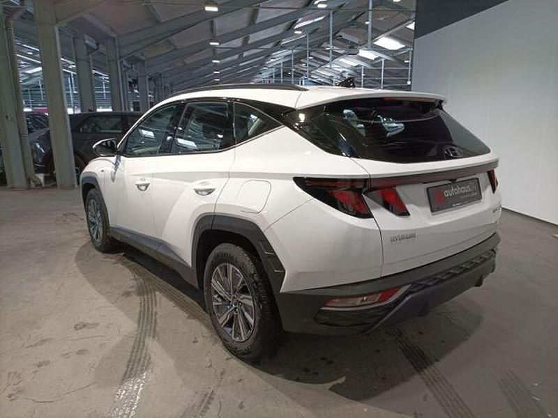 Gebraucht Hyundai Tucson Select 150 PS (110 kW) 2024 Weiß SUV
