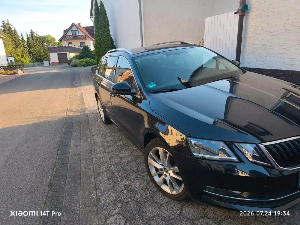 Gebraucht Skoda Octavia G-TEC Style 131 PS (96 kW) 2020 Schwarz Kombi