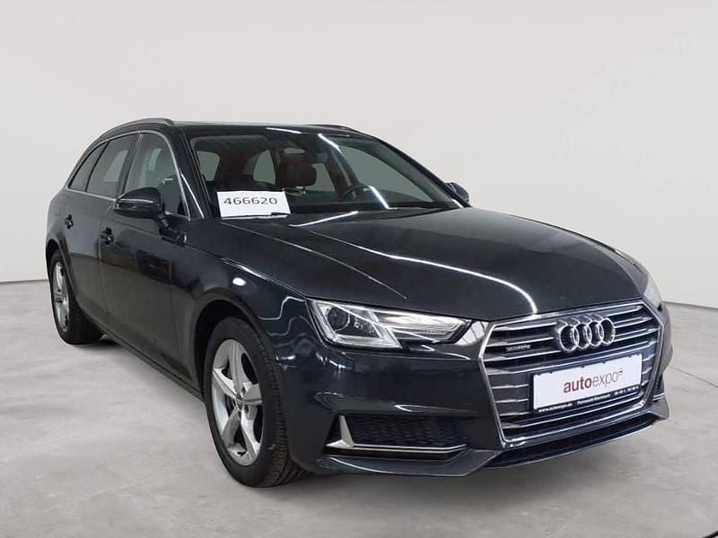 Gebraucht Audi A4 Sport 231 PS (169 kW) 2019 Manhattangrau metallic Kombi
