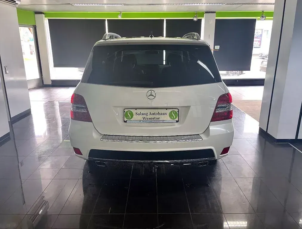 Gebraucht Mercedes GLK350 231 PS (169 kW) 2011 Weiß SUV