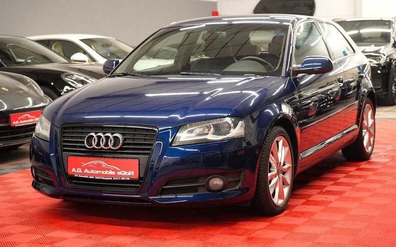 Gebraucht Audi A3 Sport 140 PS (102 kW) 2012 Blau Kleinwagen