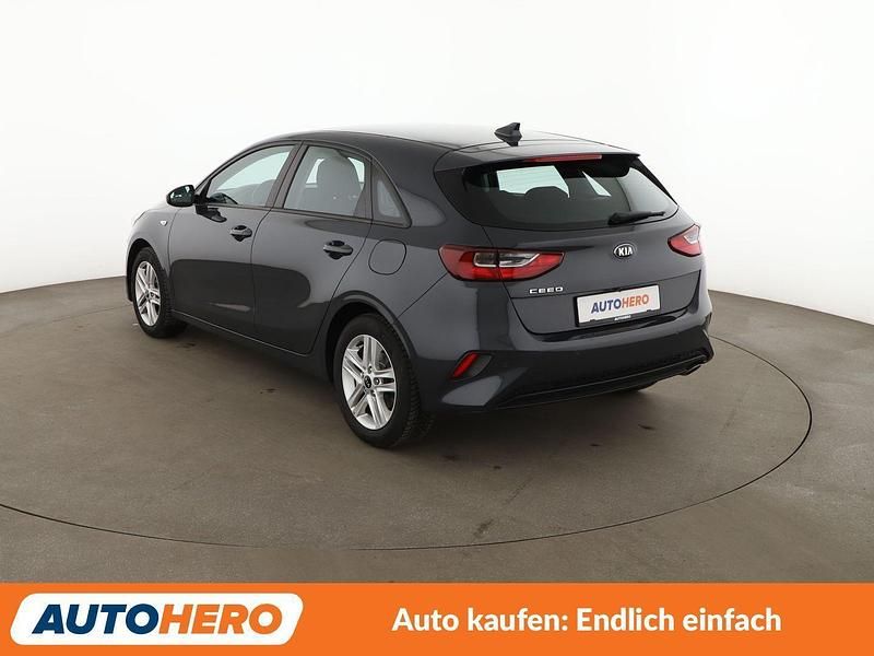 Gebraucht Kia Ceed Edition 7 101 PS (74 kW) 2020 Grau Kleinwagen
