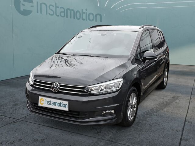 Grau Gebraucht 2022 VW Touran Comfortline Van / Kleinbus | 26.380 € (Fairer Preis) - Bild 1/2