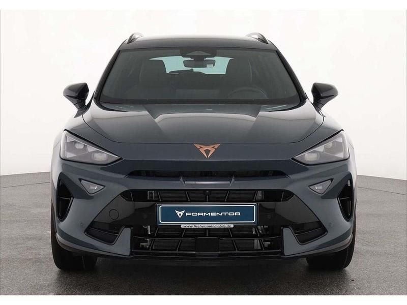 Neu Cupra Formentor 204 PS (150 kW) 2026 Fjord blau SUV