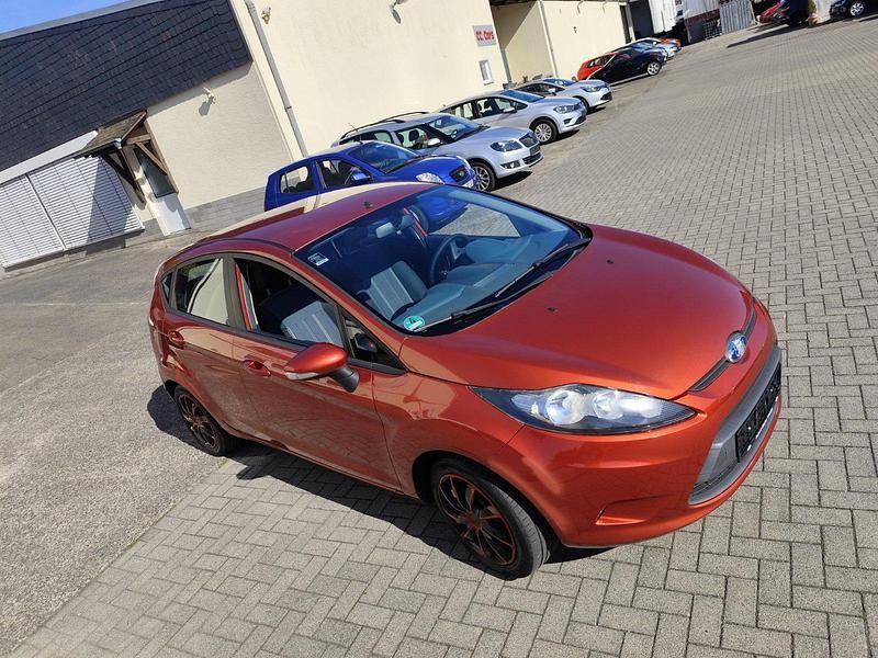 Gebraucht Ford Fiesta 60 PS (44 kW) 2009 Orange Kleinwagen
