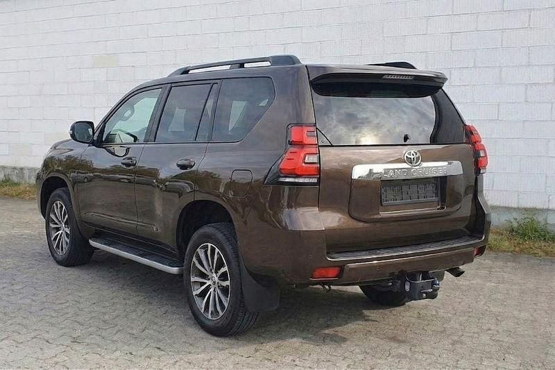 Gebraucht Toyota Land Cruiser 177 PS (130 kW) 2019 Braun SUV
