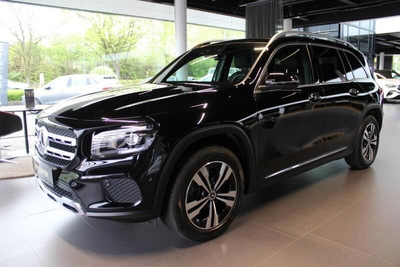 Gebraucht Mercedes GLB180 116 PS (85 kW) 2023 Schwarz SUV