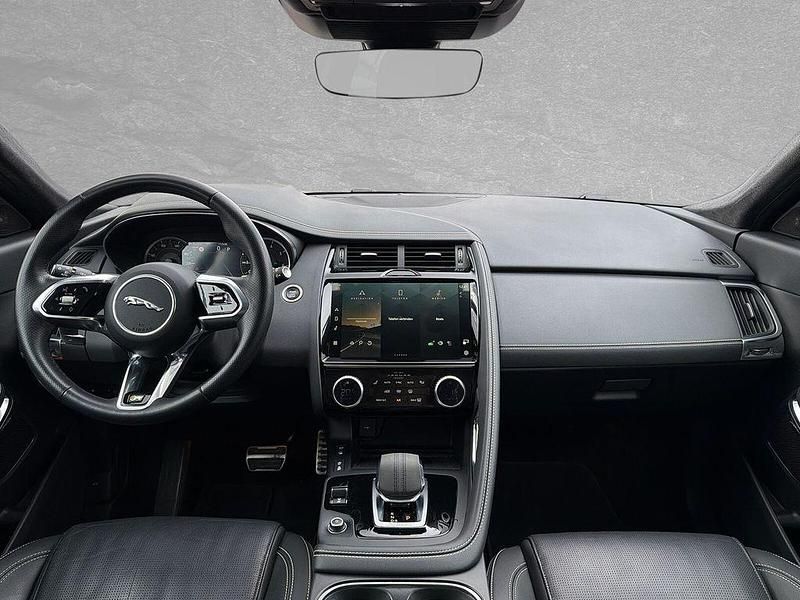 Gebraucht Jaguar E-Pace R 313 PS (230 kW) 2023 Schwarz SUV